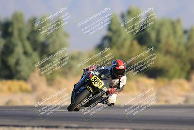 media/Nov-19-2023-CVMA (Sun) [[1f3d1b7ccb]]/Race 17 Amateur Supersport Middleweight/